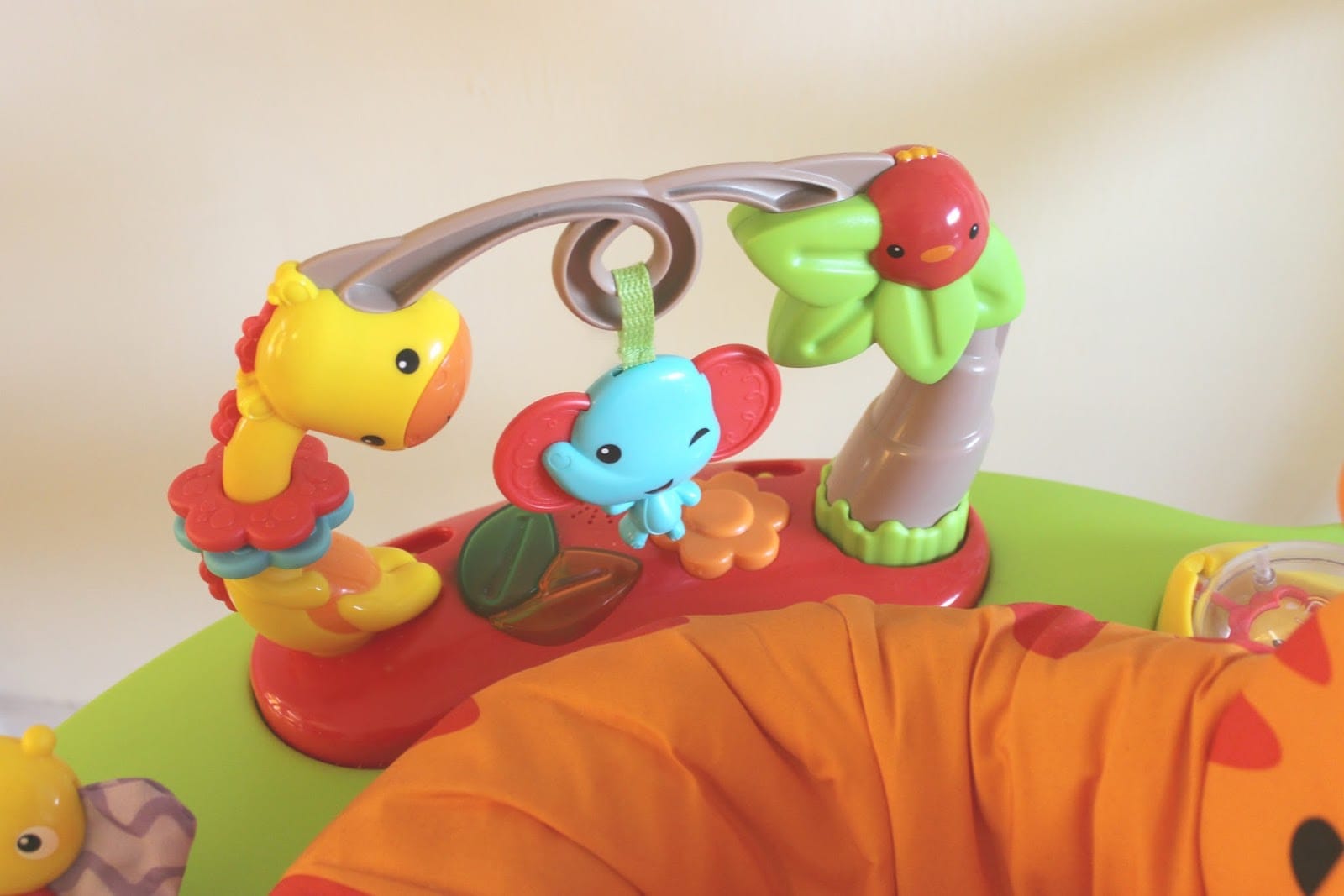 Children's seat and gait
