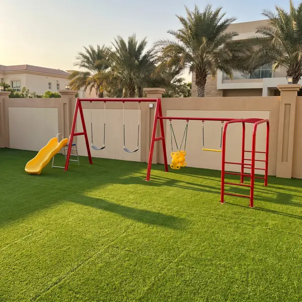 طقم مراجيح مع زحليقة وحلقات — مراجيح للحدائق في الإمارات